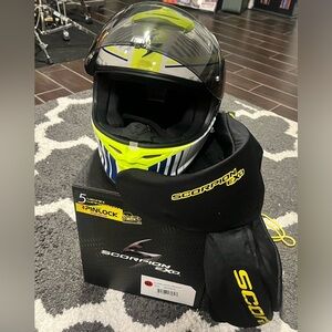 listing-status-banner